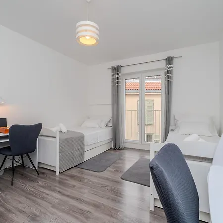 Center Verdi,big&cosy Appartement Zadar