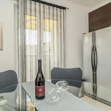 Center Verdi,big & Cosy Апартаменты Задар