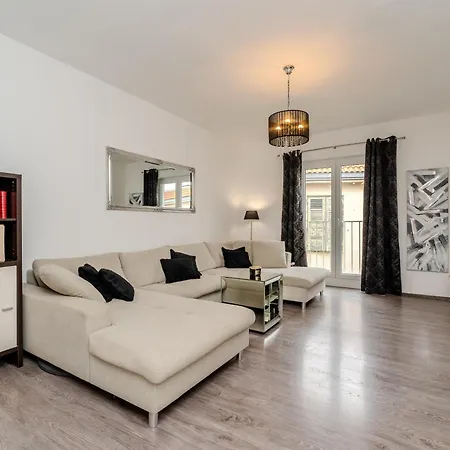 Appartement Center Verdi,big & Cosy *